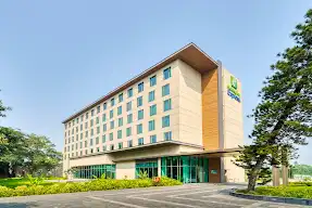 Call Girls Airport hotels Kolkata Holiday Inn Express Kolkata